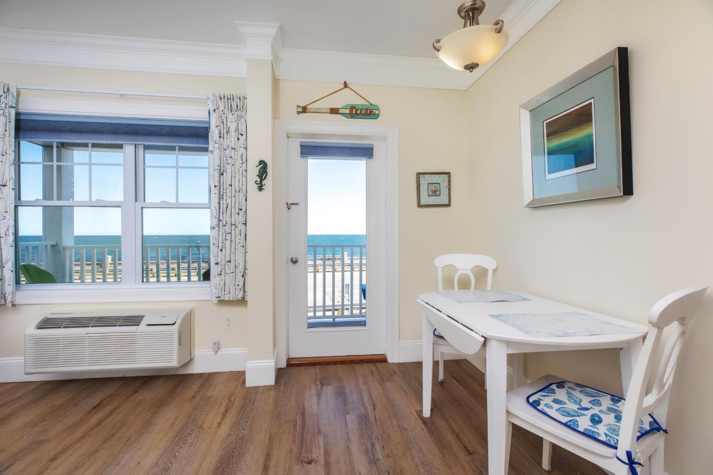 Atlantic Breeze Suites - Property Image 46