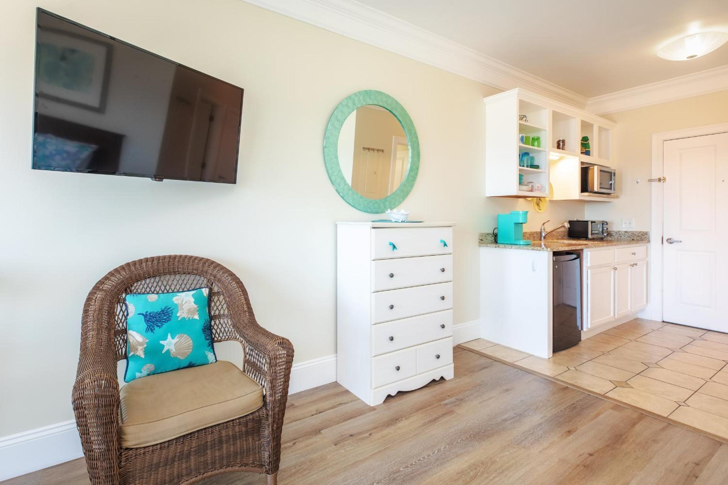 Atlantic Breeze Suites - Property Image 55