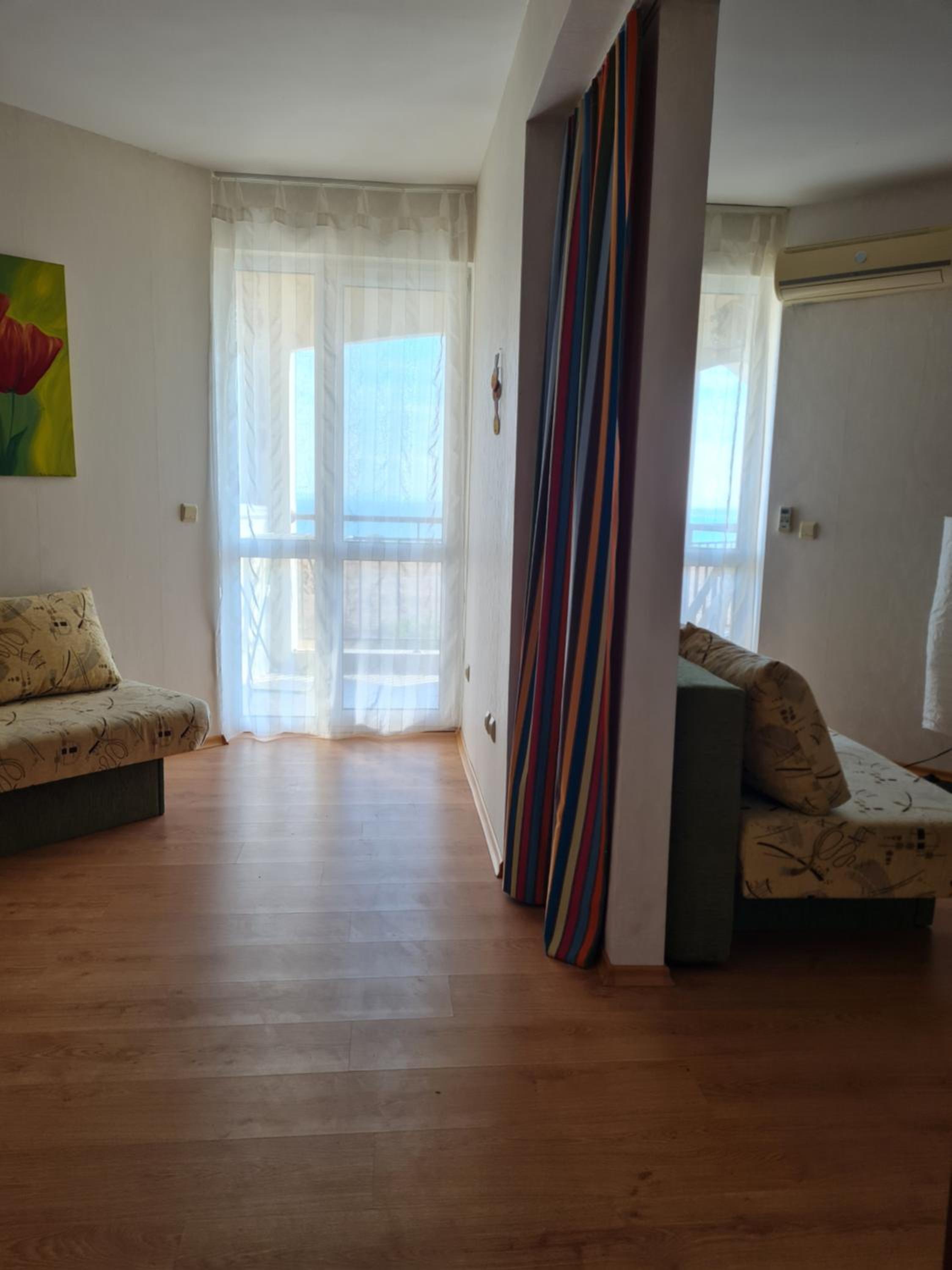 Entire apartment 4pax , sea view, pool