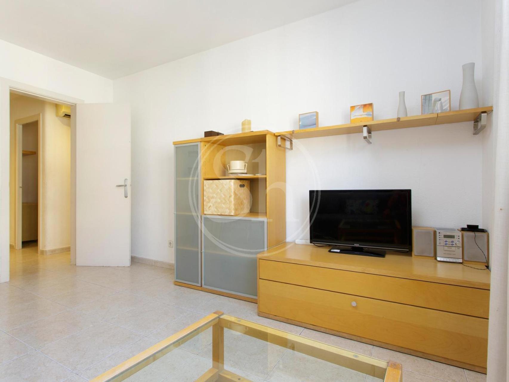 Luminescent Valencia Apartment