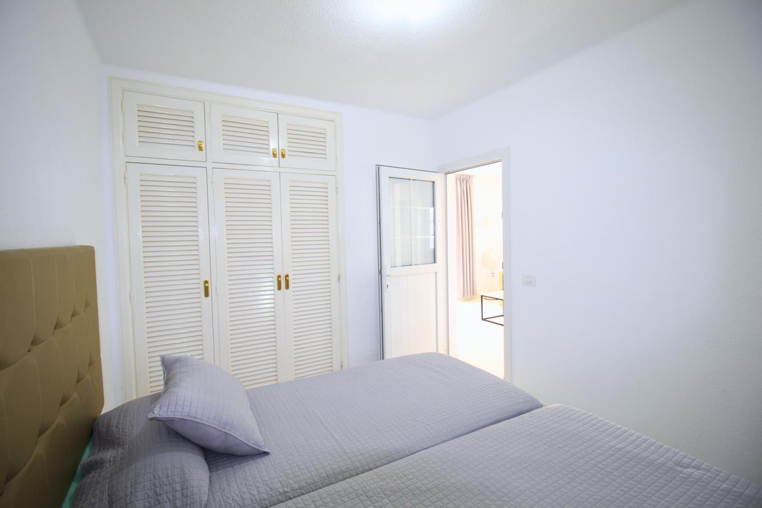 Apartamentos Corona Mar