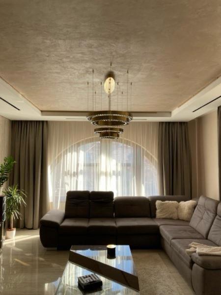 Villa Lara