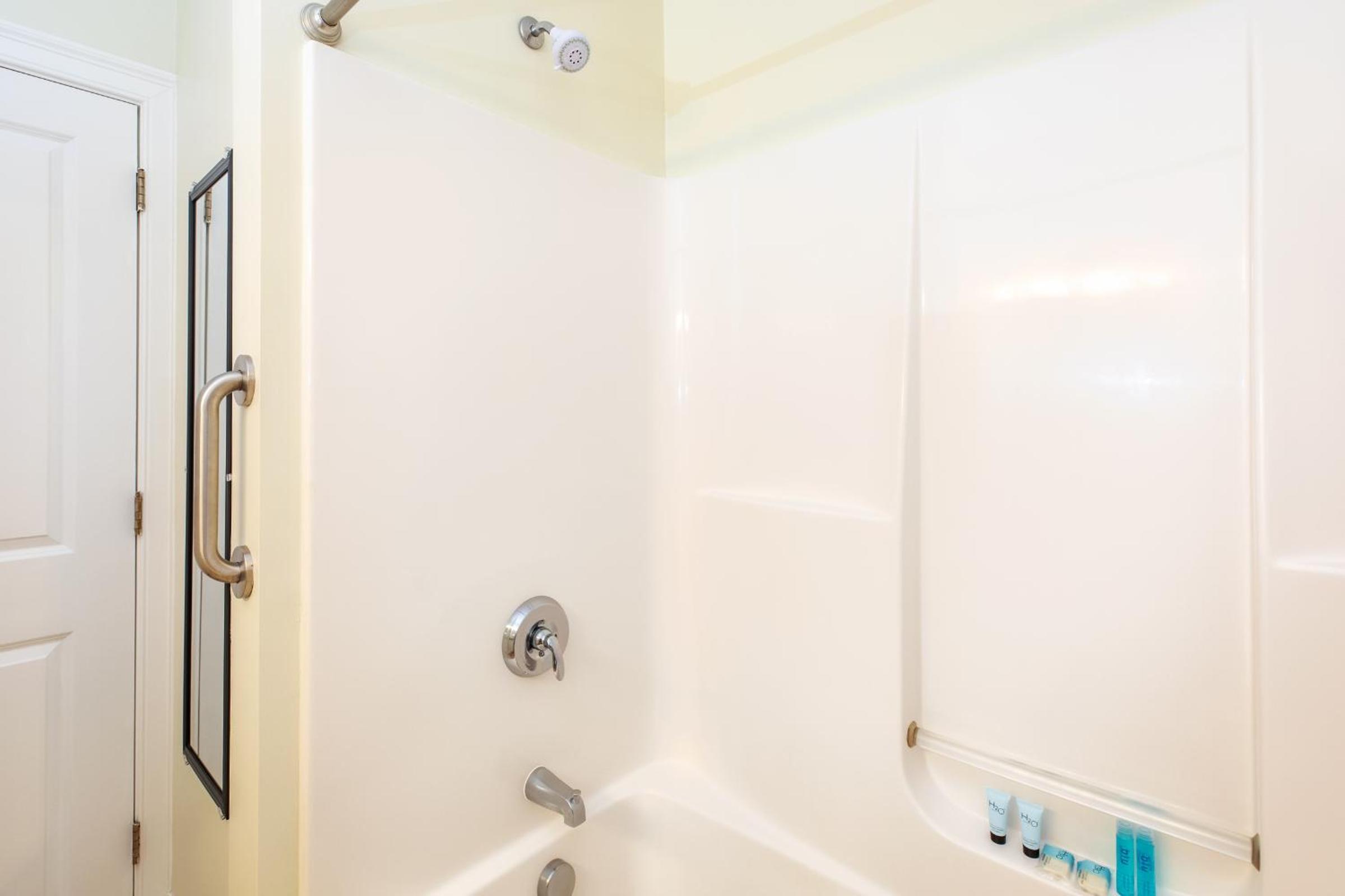 Atlantic Breeze Suites - Property Image 68