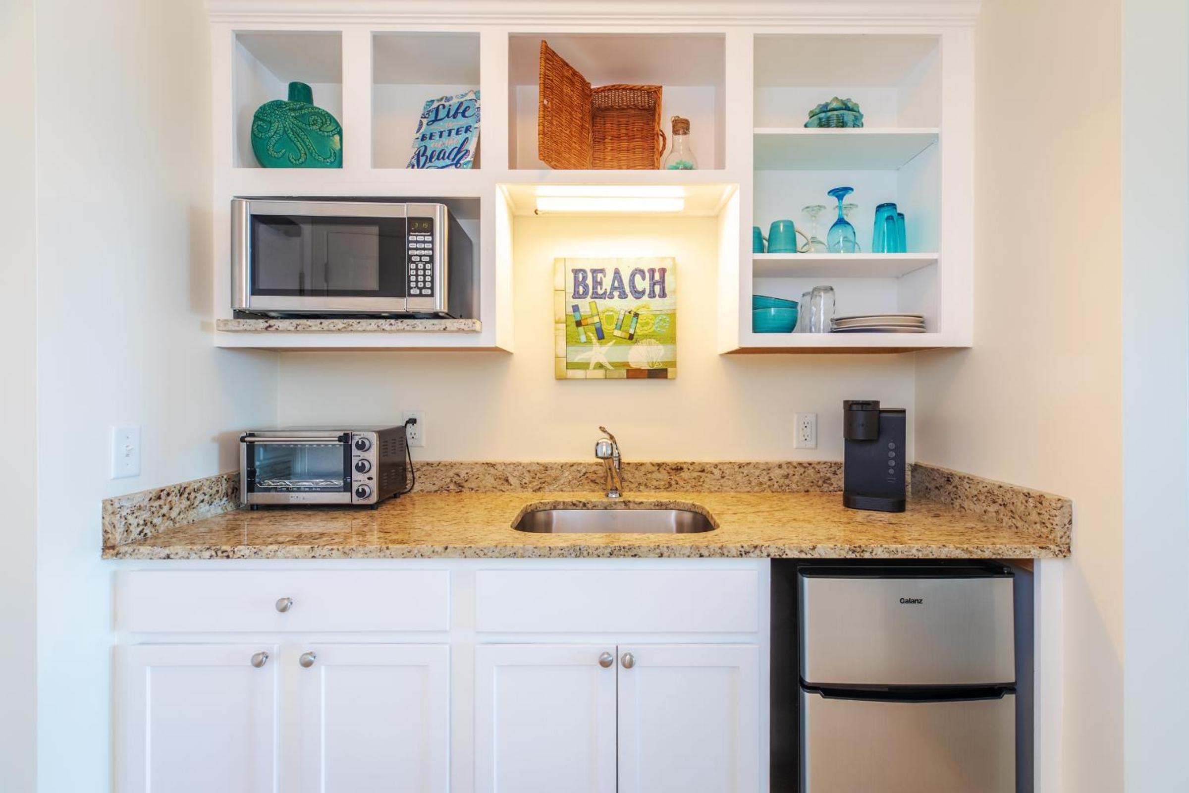 Atlantic Breeze Suites - Property Image 76