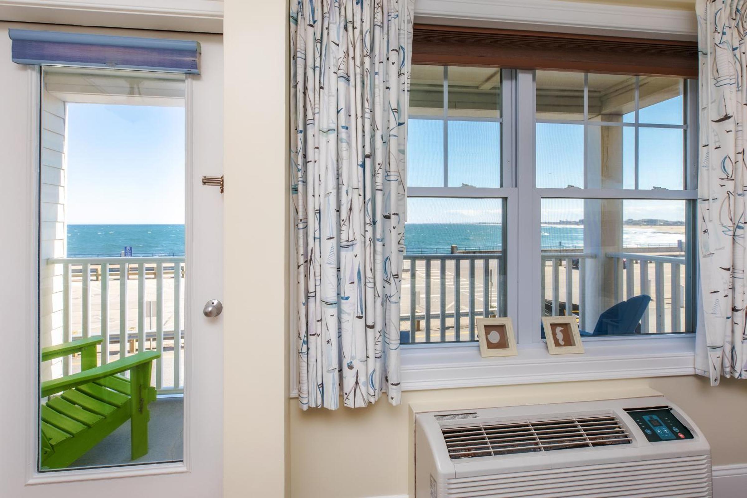Atlantic Breeze Suites - Property Image 70