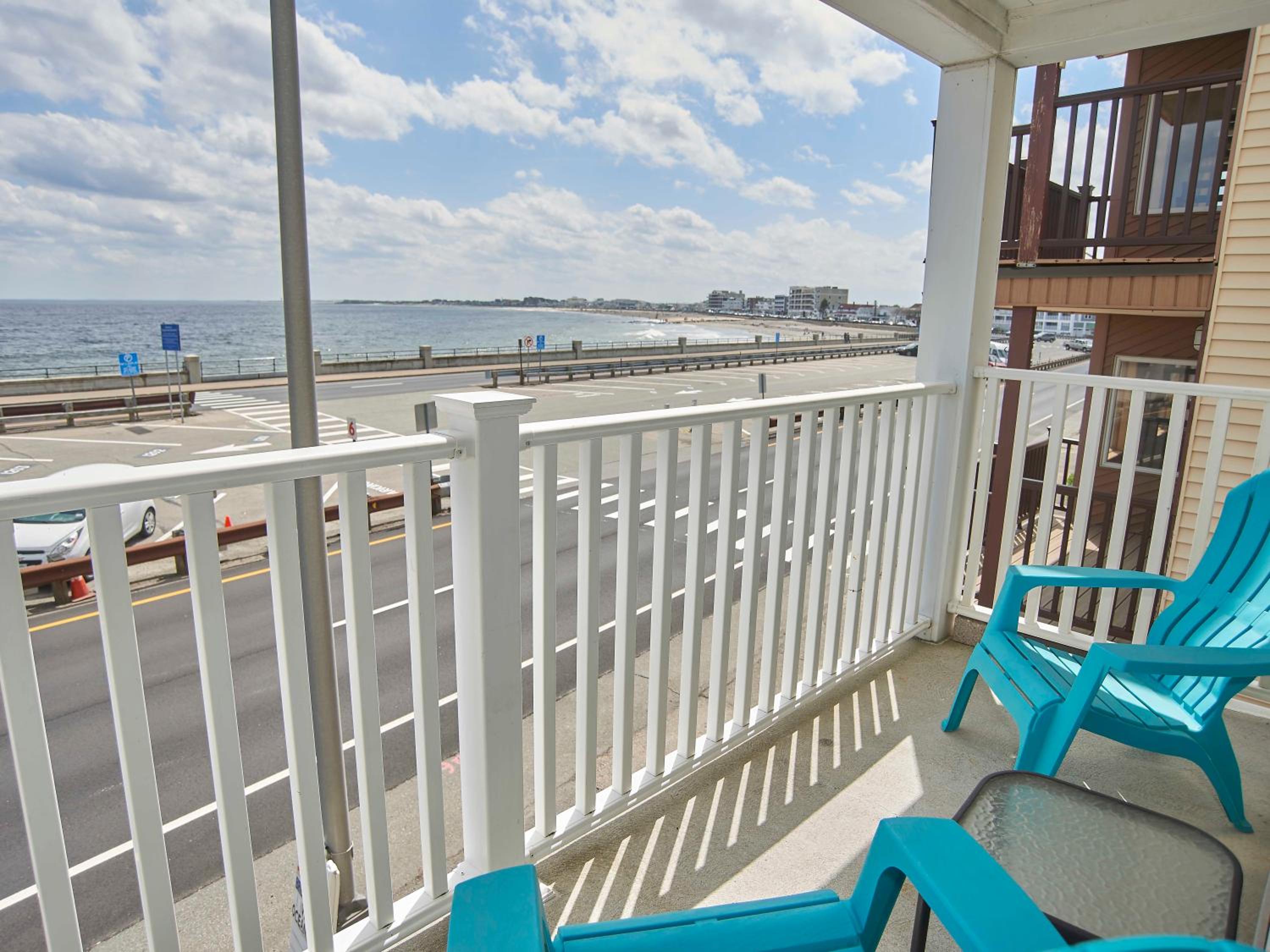 Atlantic Breeze Suites - Property Image 23