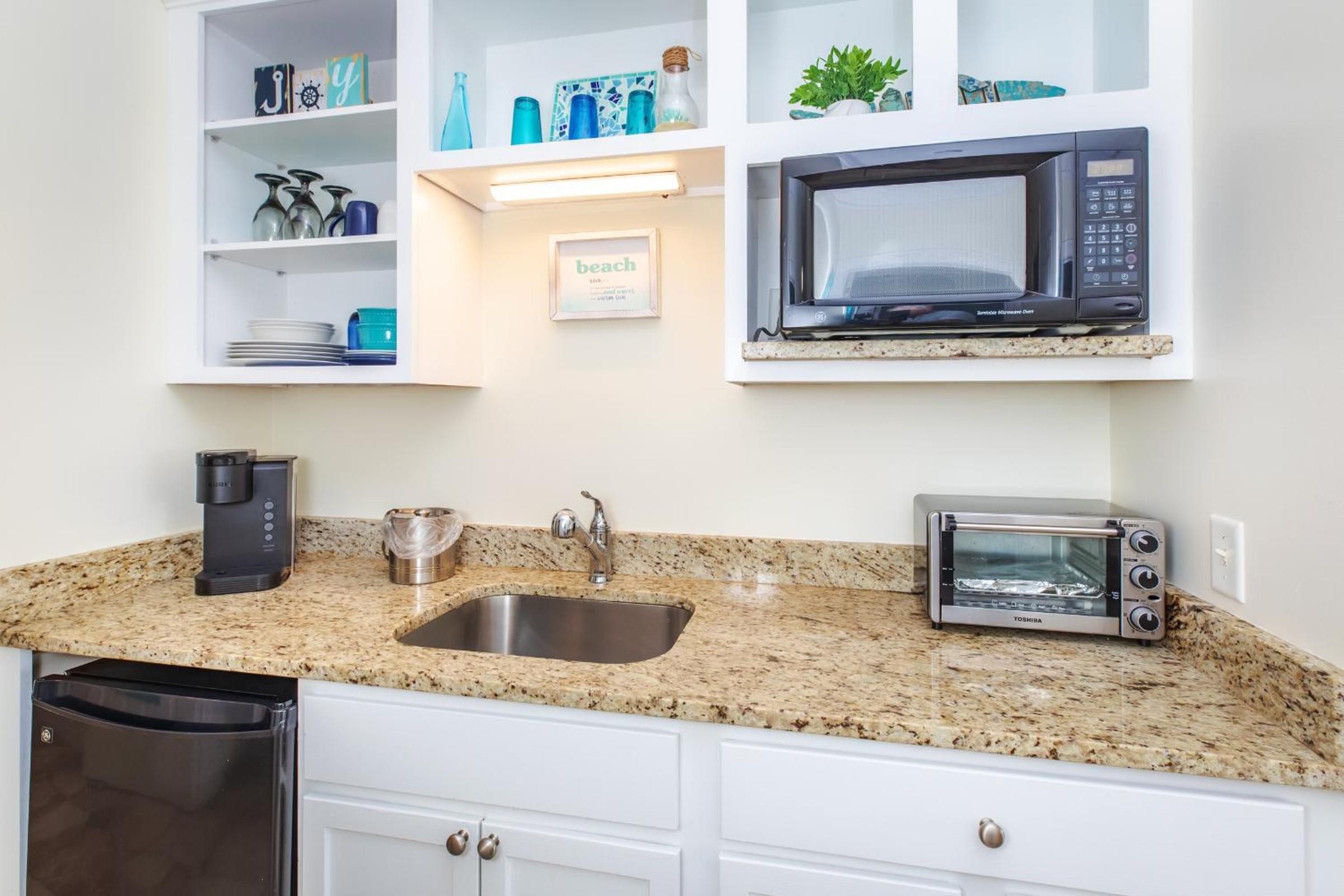 Atlantic Breeze Suites - Property Image 42
