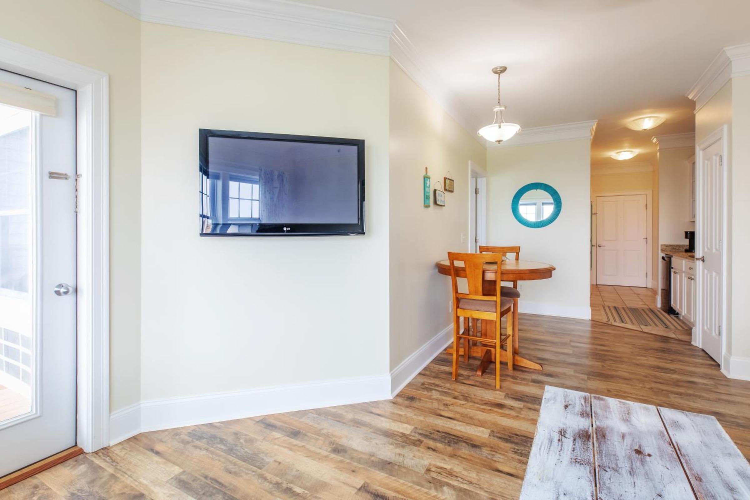 Atlantic Breeze Suites - Property Image 43