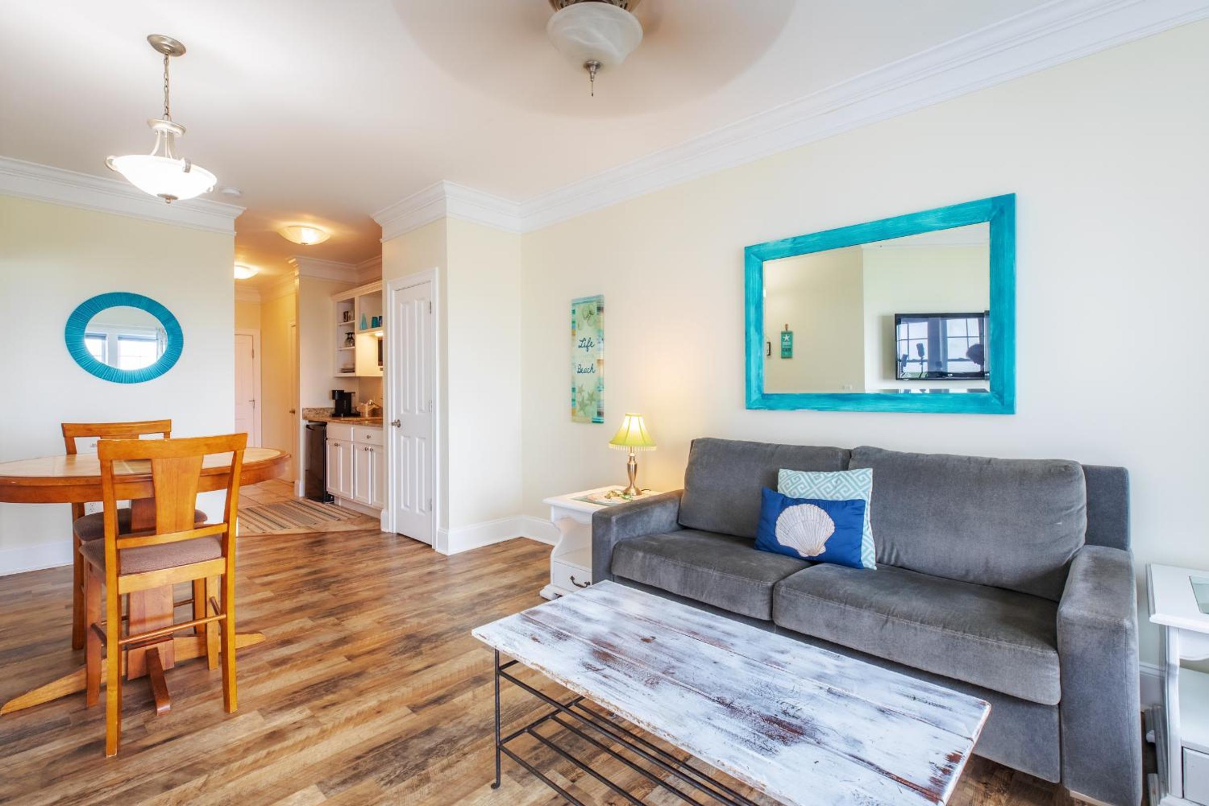Atlantic Breeze Suites - Property Image 45