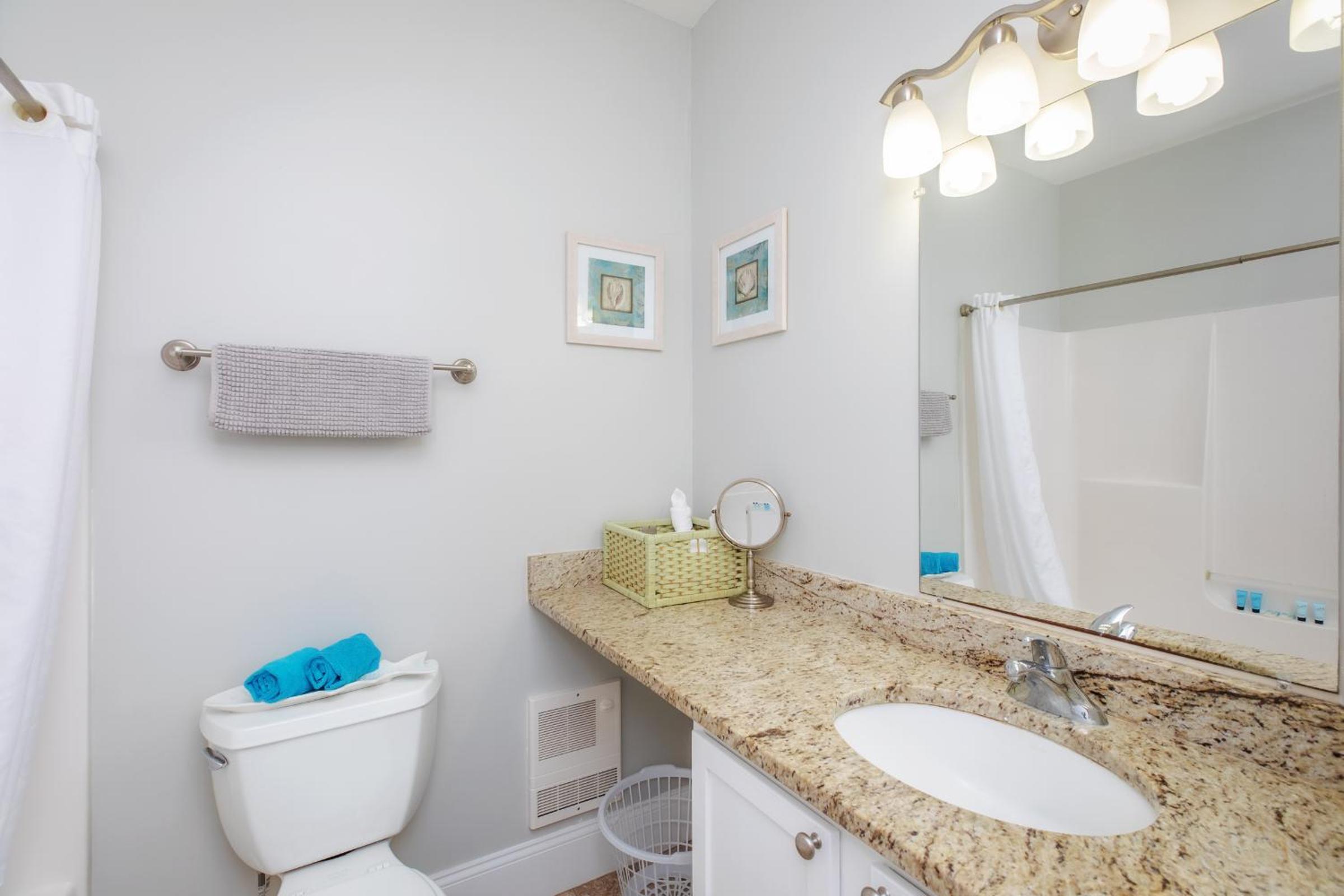 Atlantic Breeze Suites - Property Image 32