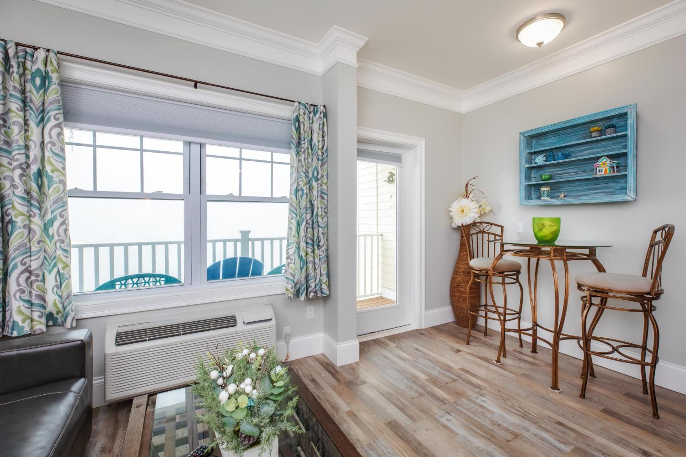 Atlantic Breeze Suites - Property Image 24