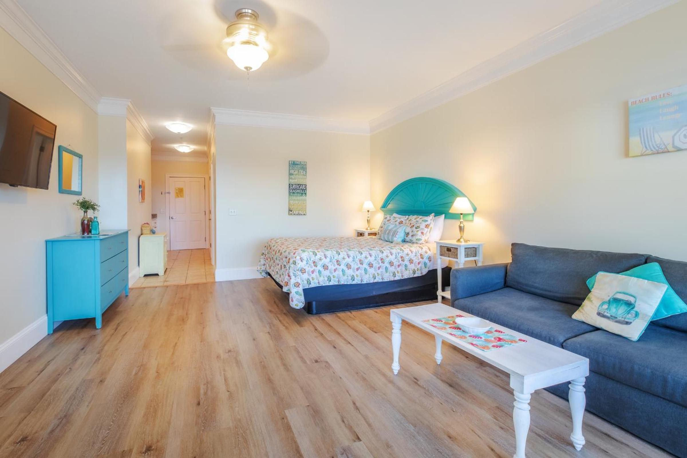 Atlantic Breeze Suites - Property Image 28