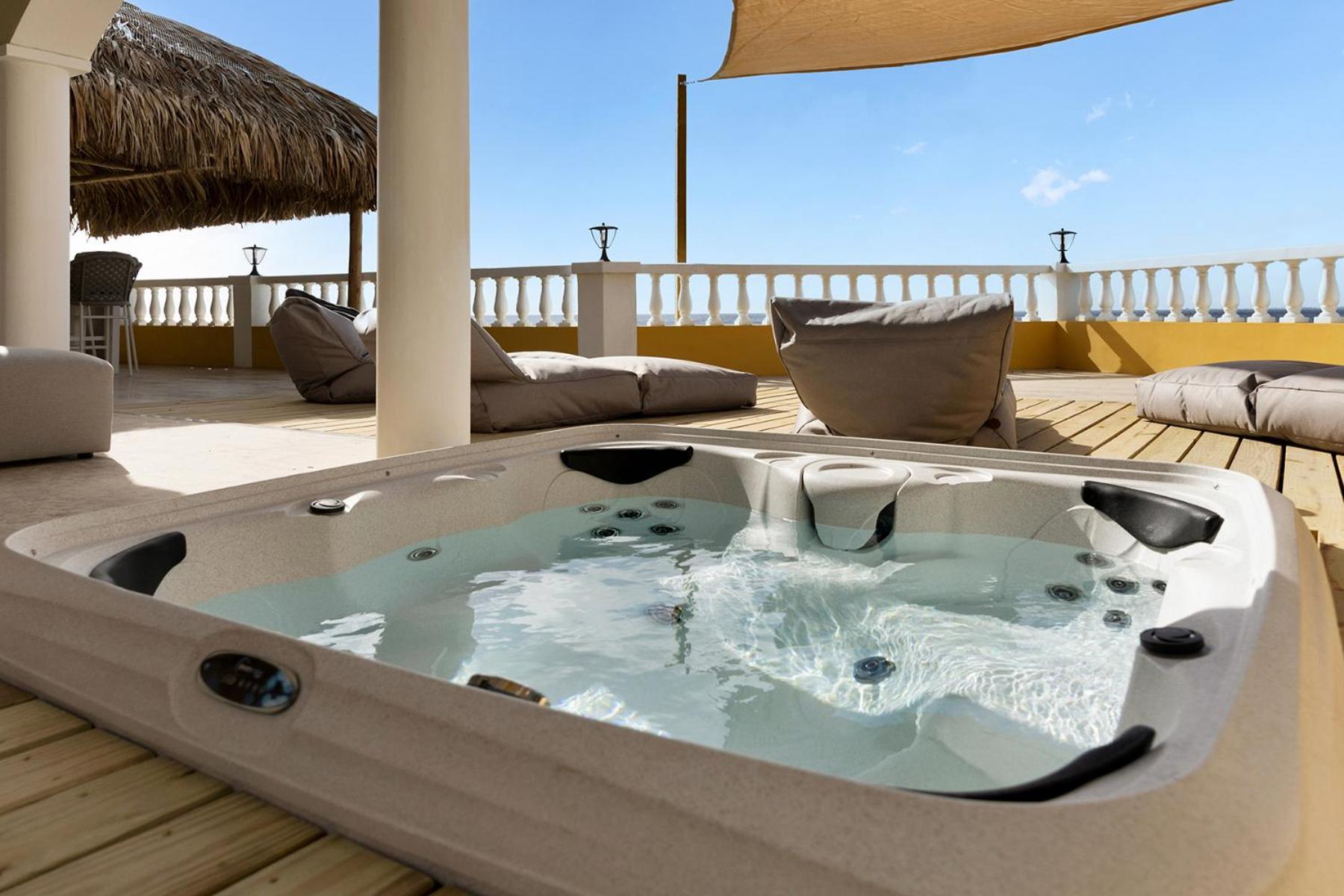 Oceanfront villa Casa Mar Azul
