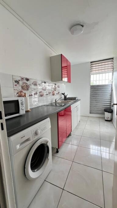 Appartement proche aéroport au rez-de-chaussée