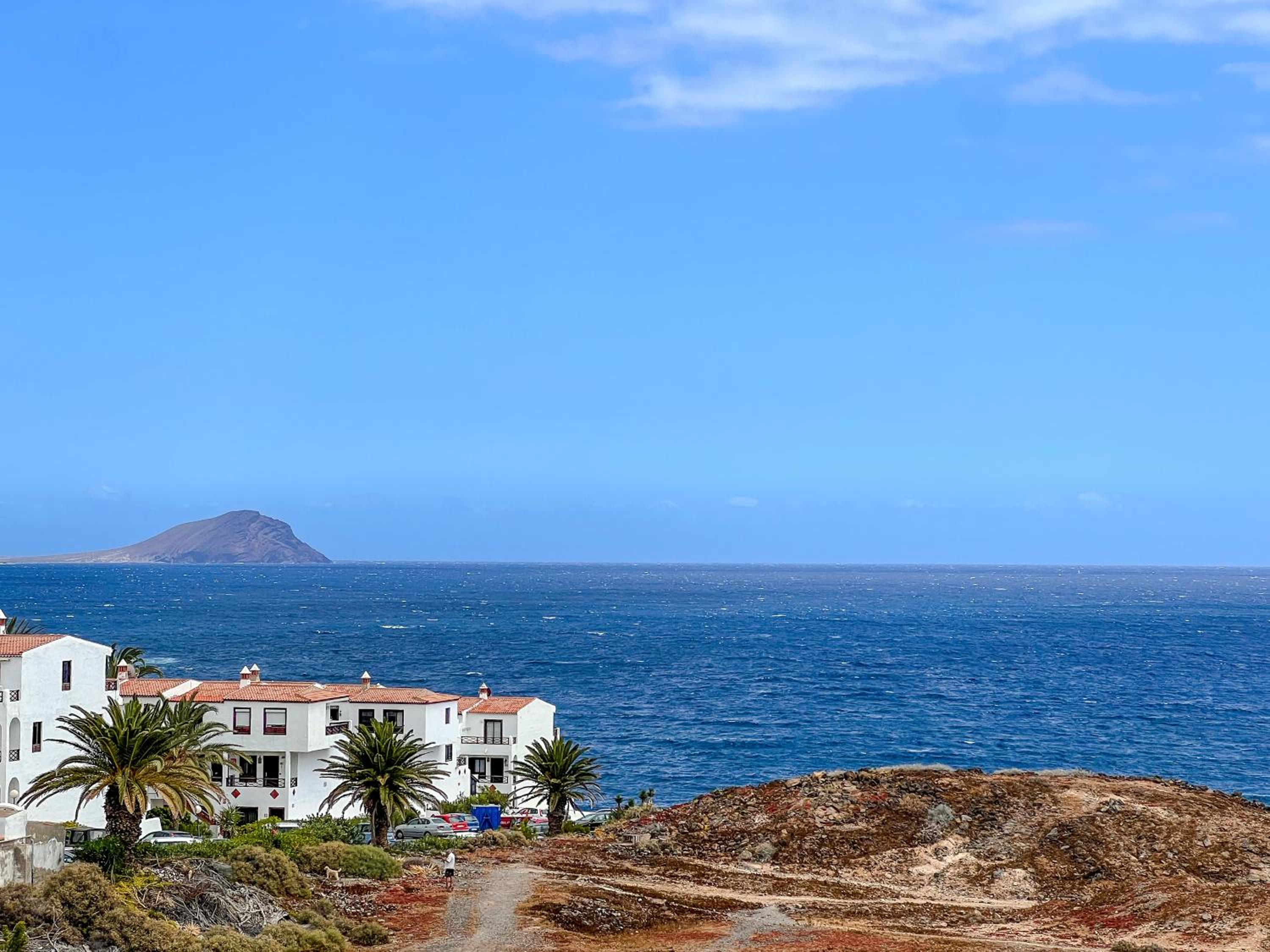 Seaside apartment with a sea view