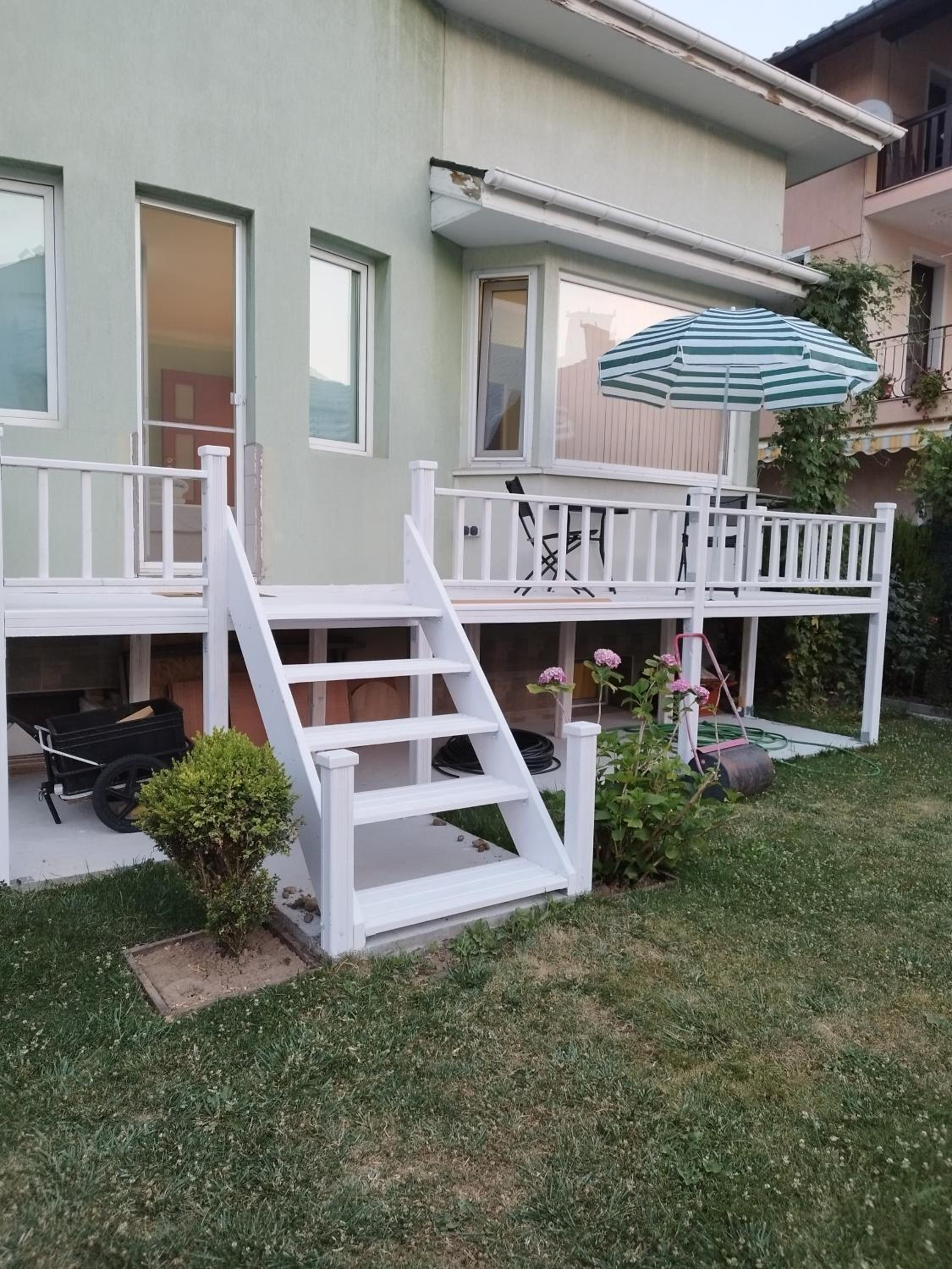 Aleks Guest House