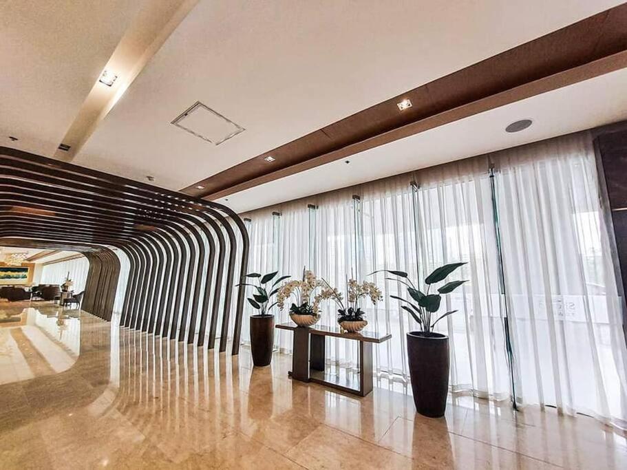 1 Bedroom condo in Pasay City at Shore 3 Residences near Mall of Asia view 3