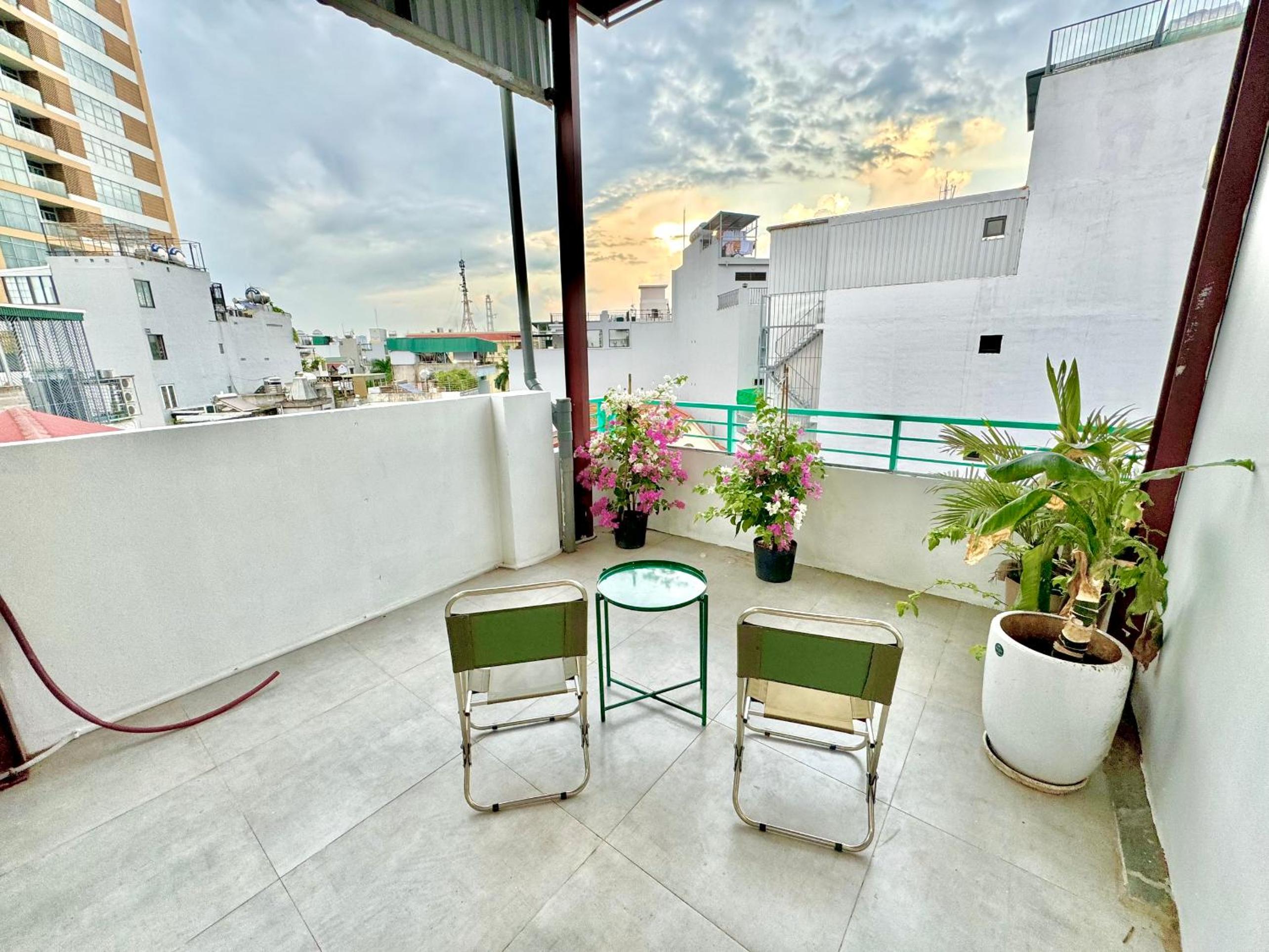 balance & terrace