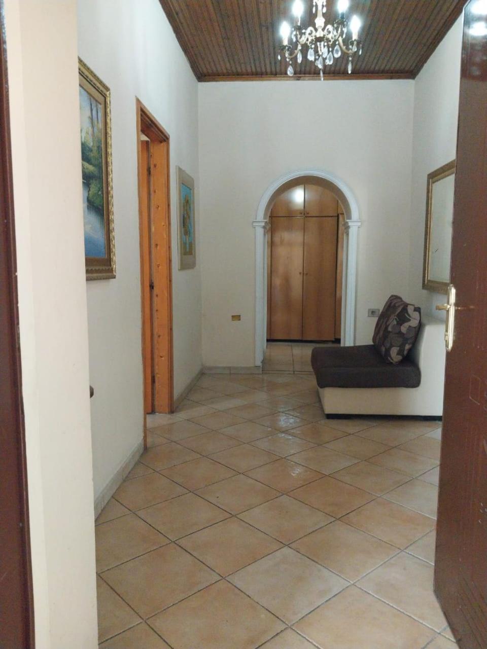 Kondo private house