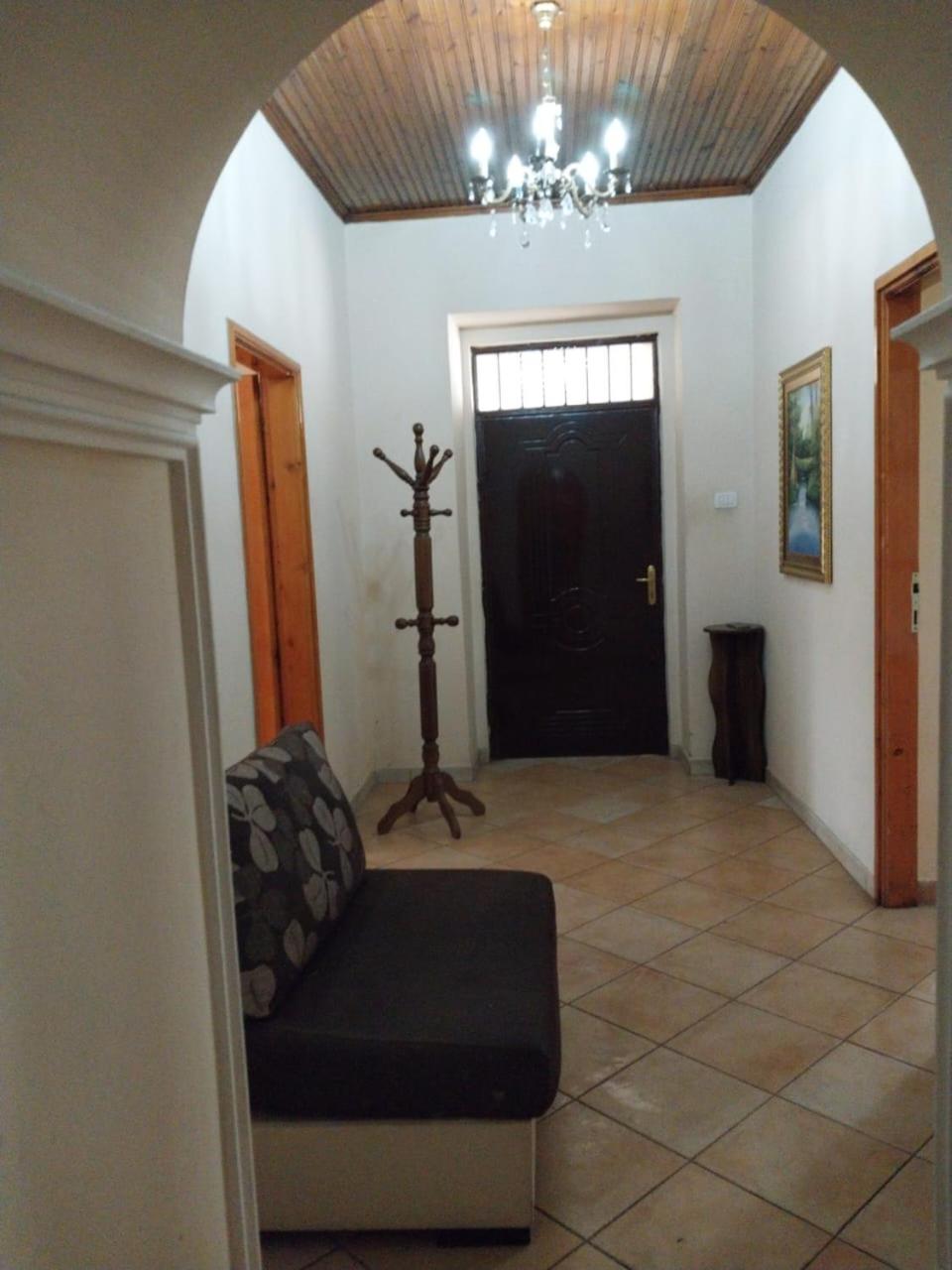 Kondo private house