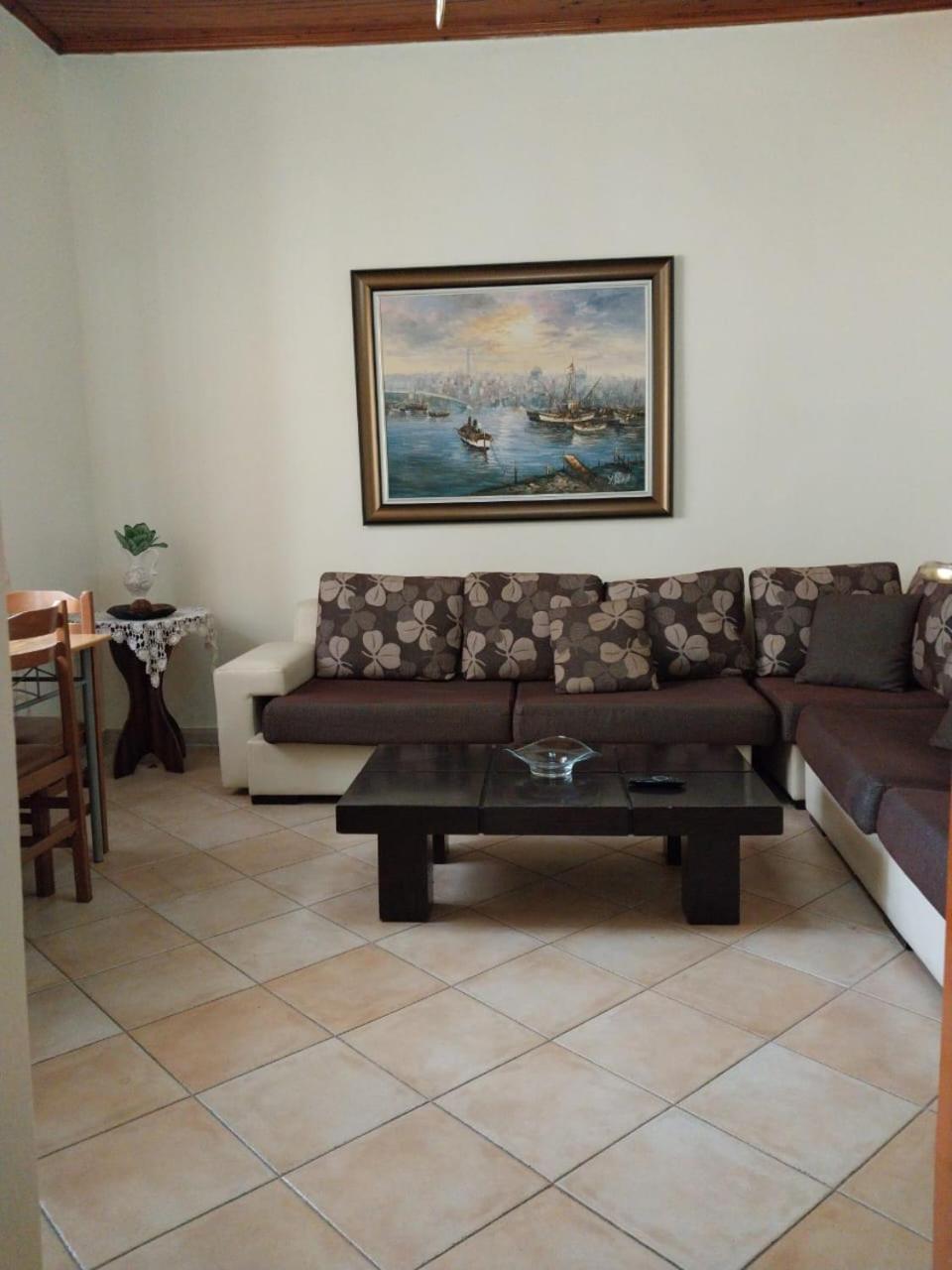 Kondo private house