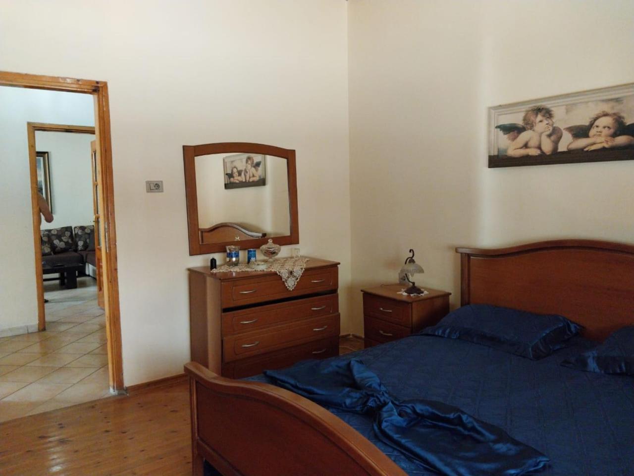 Kondo private house