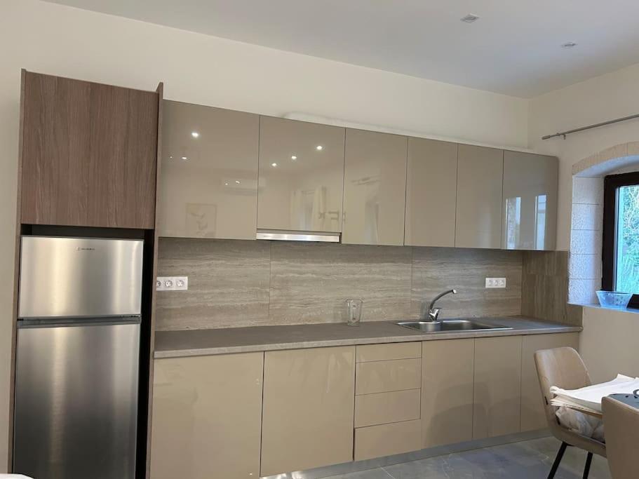 Stone Luxury Suite
