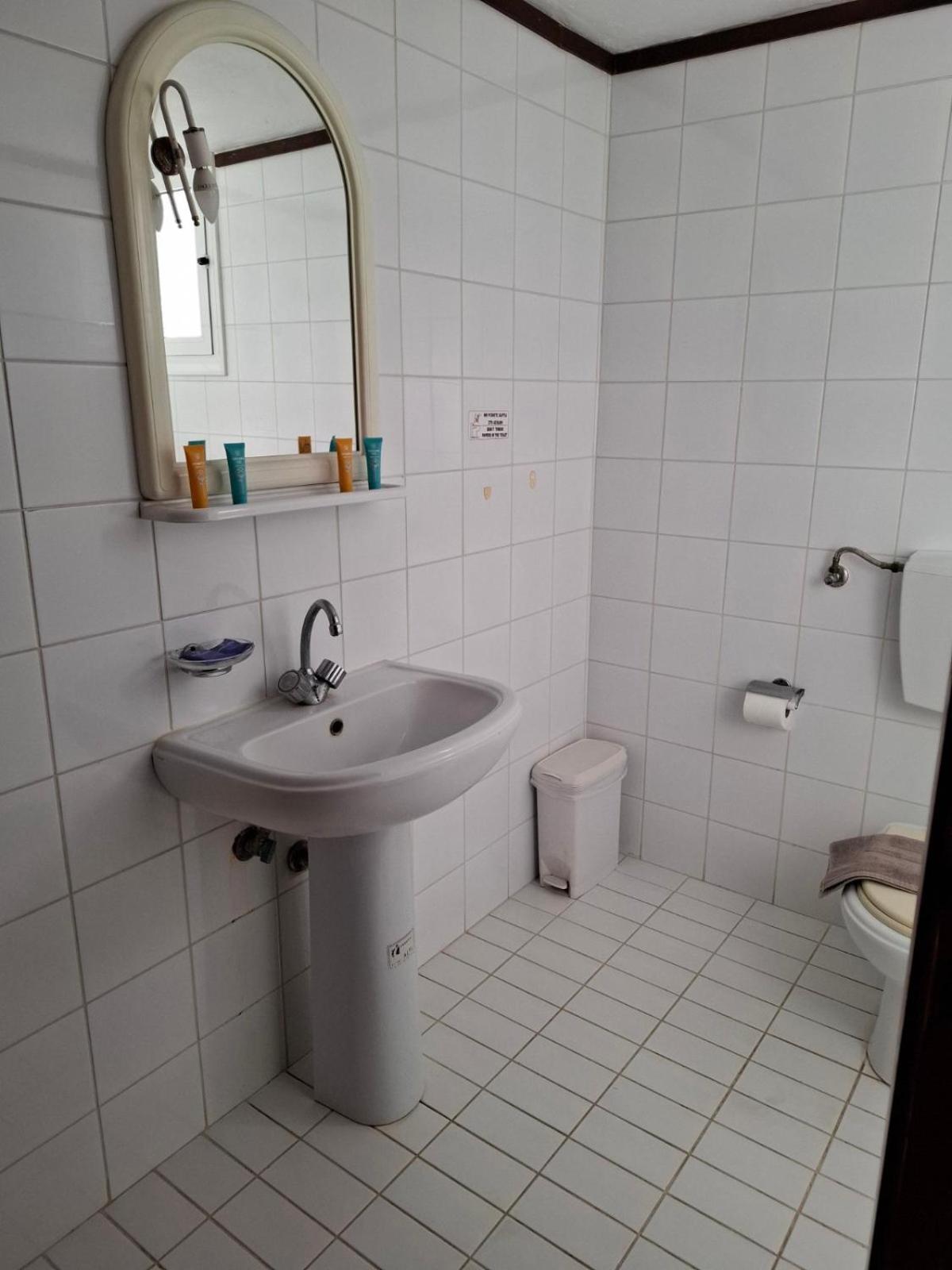 Photo 37