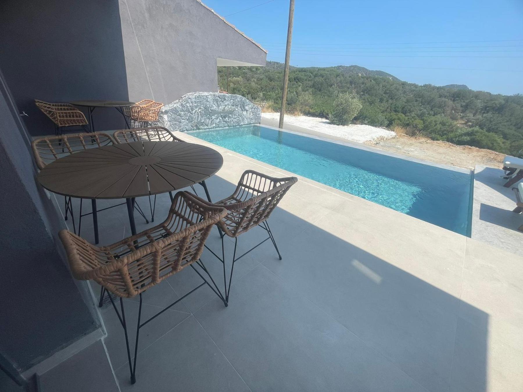 GeoMar Luxury Apartments