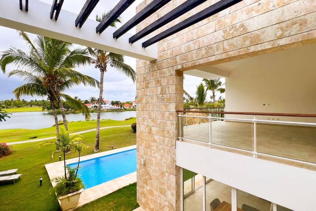 New Lake View Villa Cocotal Golf