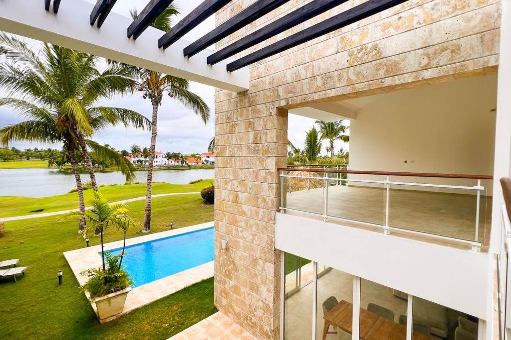 New Lake View Villa Cocotal Golf