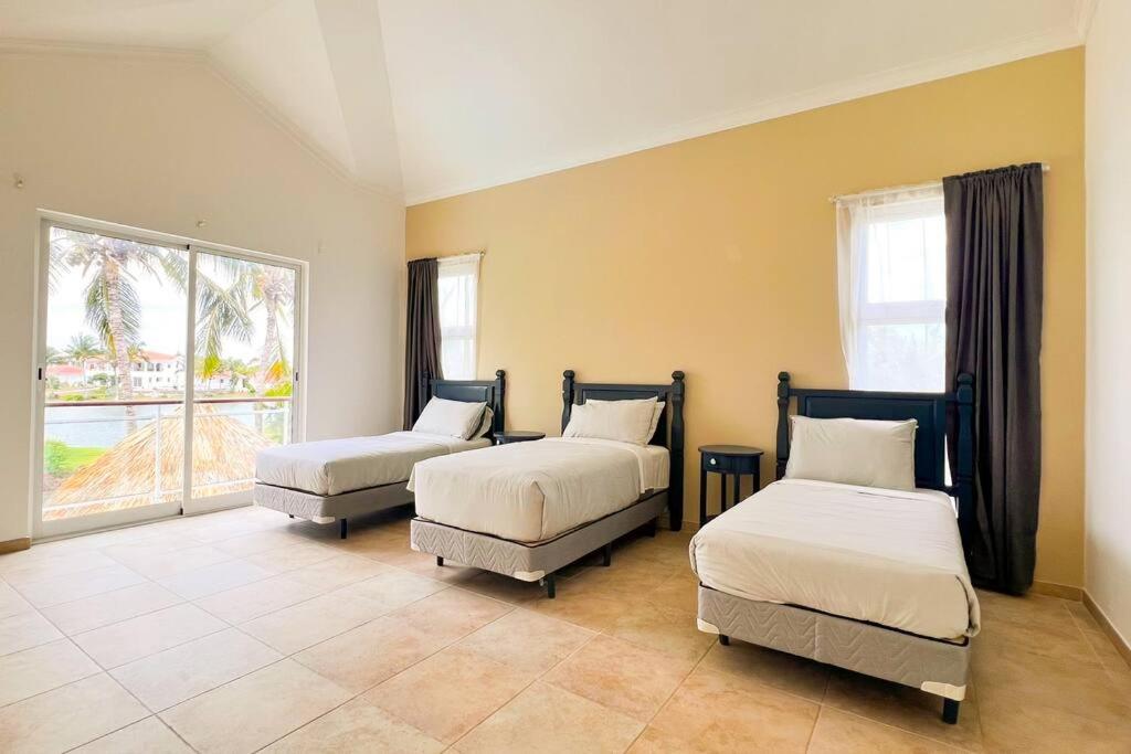 New Lake View Villa Cocotal Golf