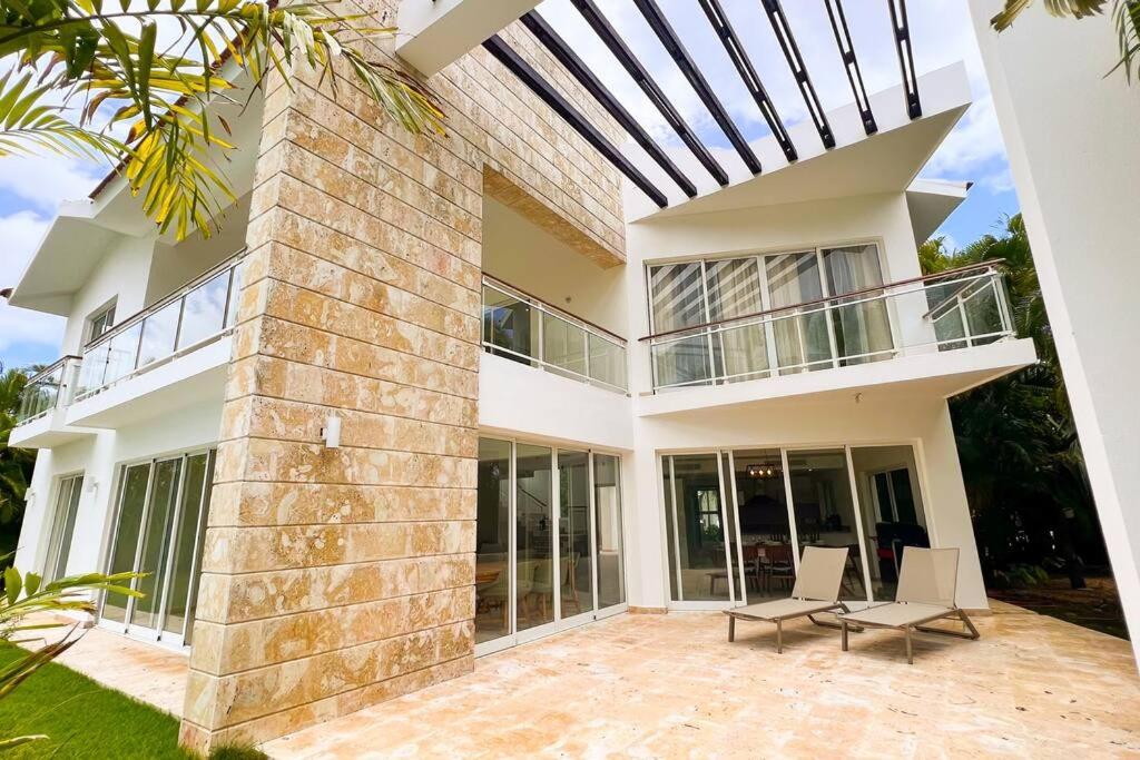 New Lake View Villa Cocotal Golf