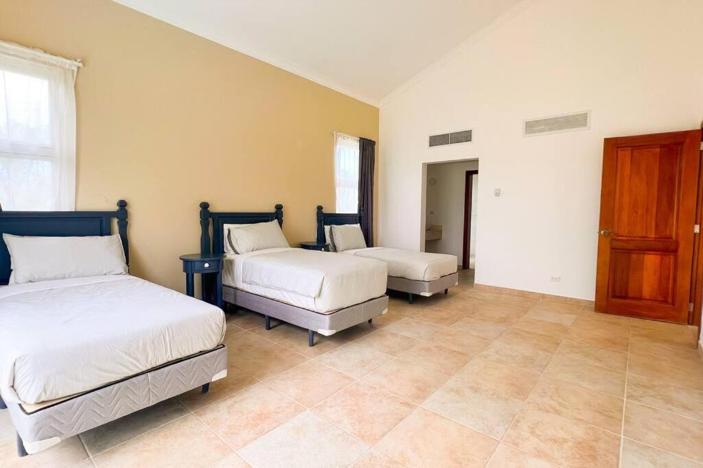 New Lake View Villa Cocotal Golf