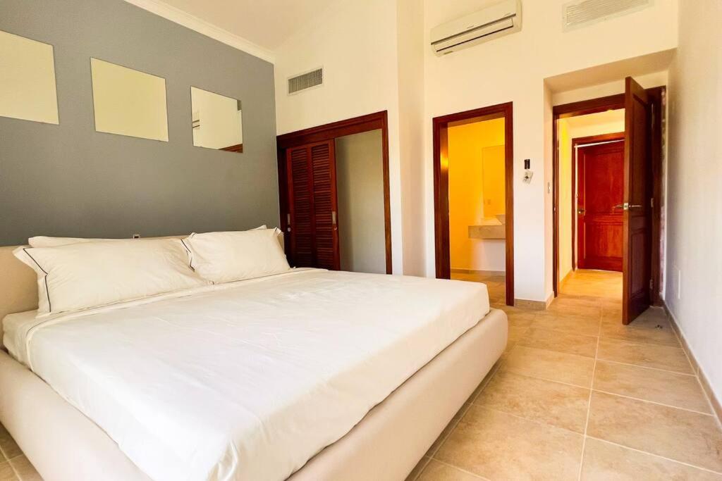 New Lake View Villa Cocotal Golf