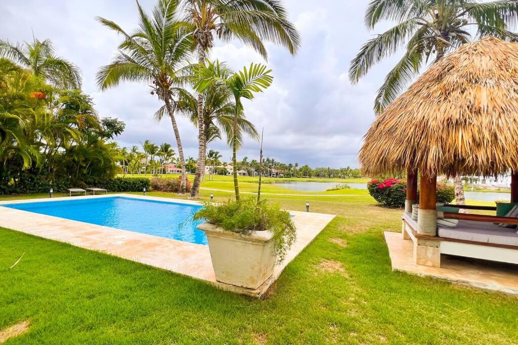 New Lake View Villa Cocotal Golf