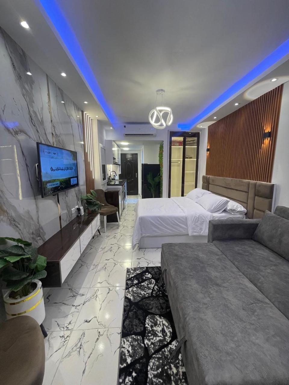 luxury N109 free WiFi view 4
