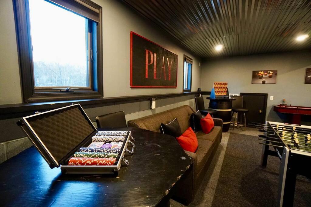 Big Blue Lake House complete with Game Room view 5