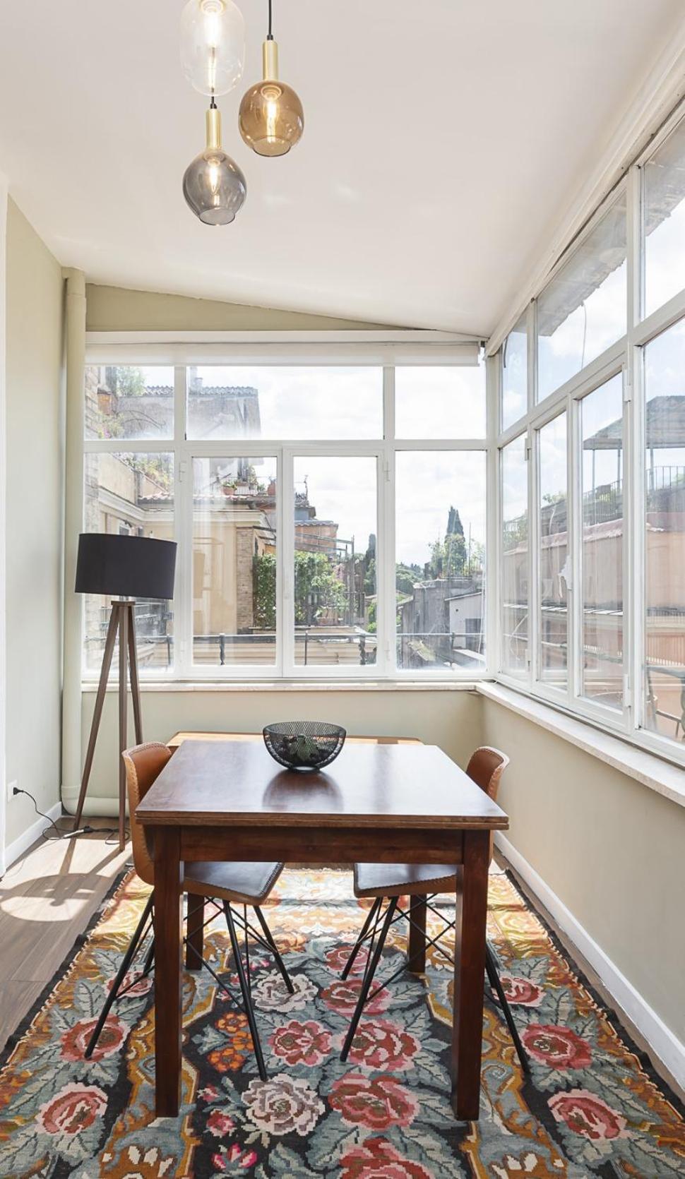 Roman Top Floor