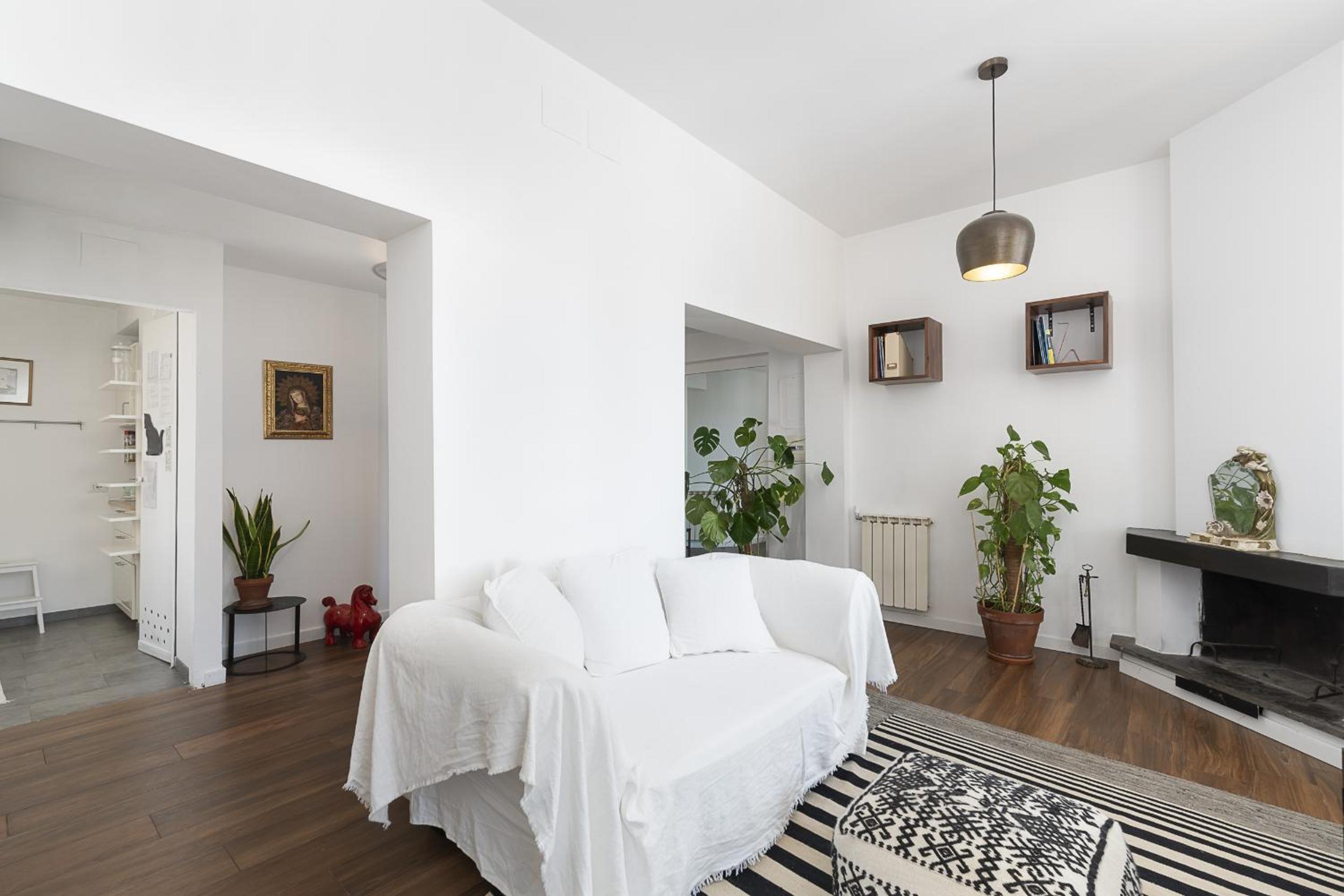 Roman Top Floor