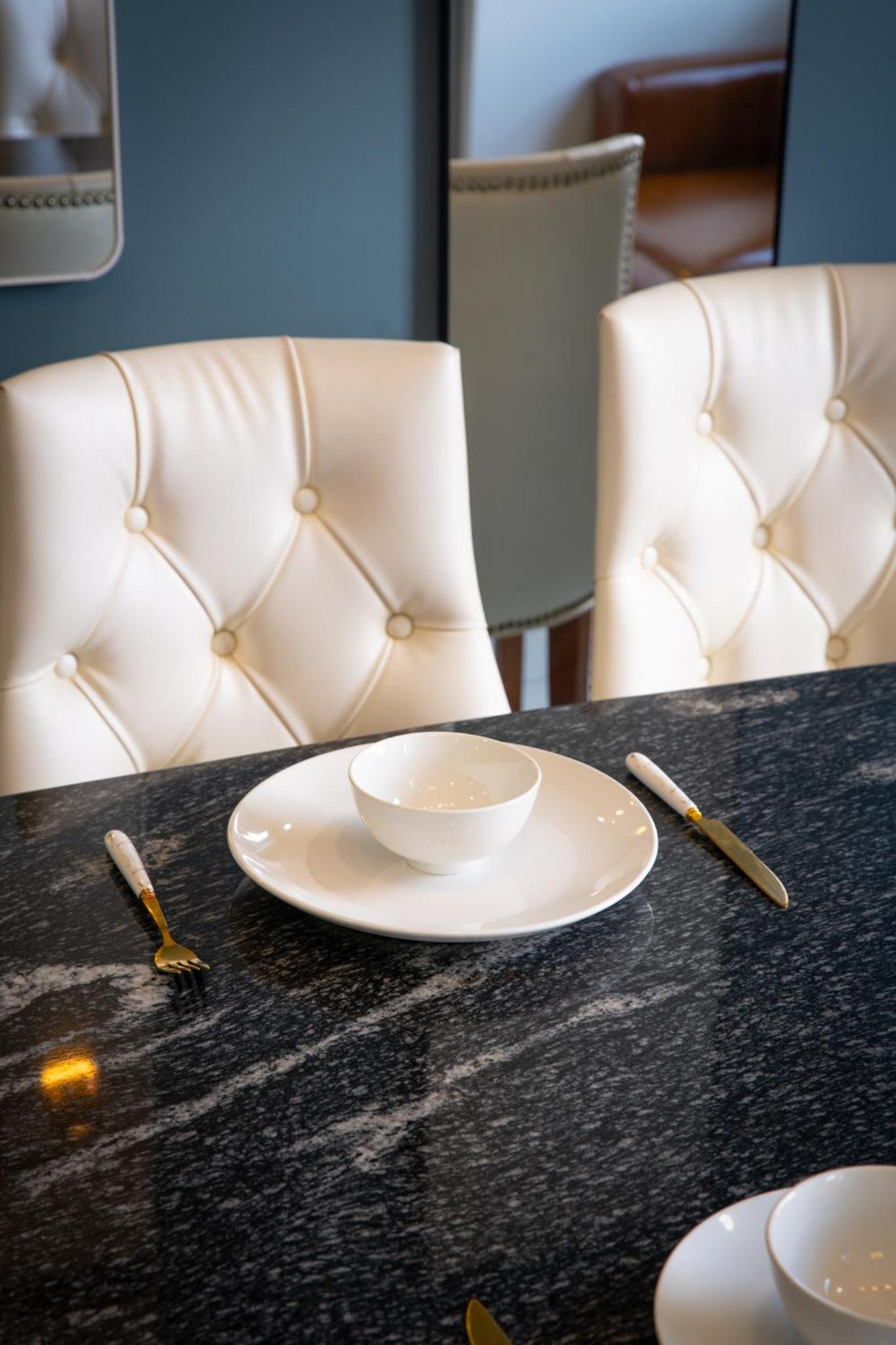 The Luxury GRAND RIVERSIDE Apartment City Center