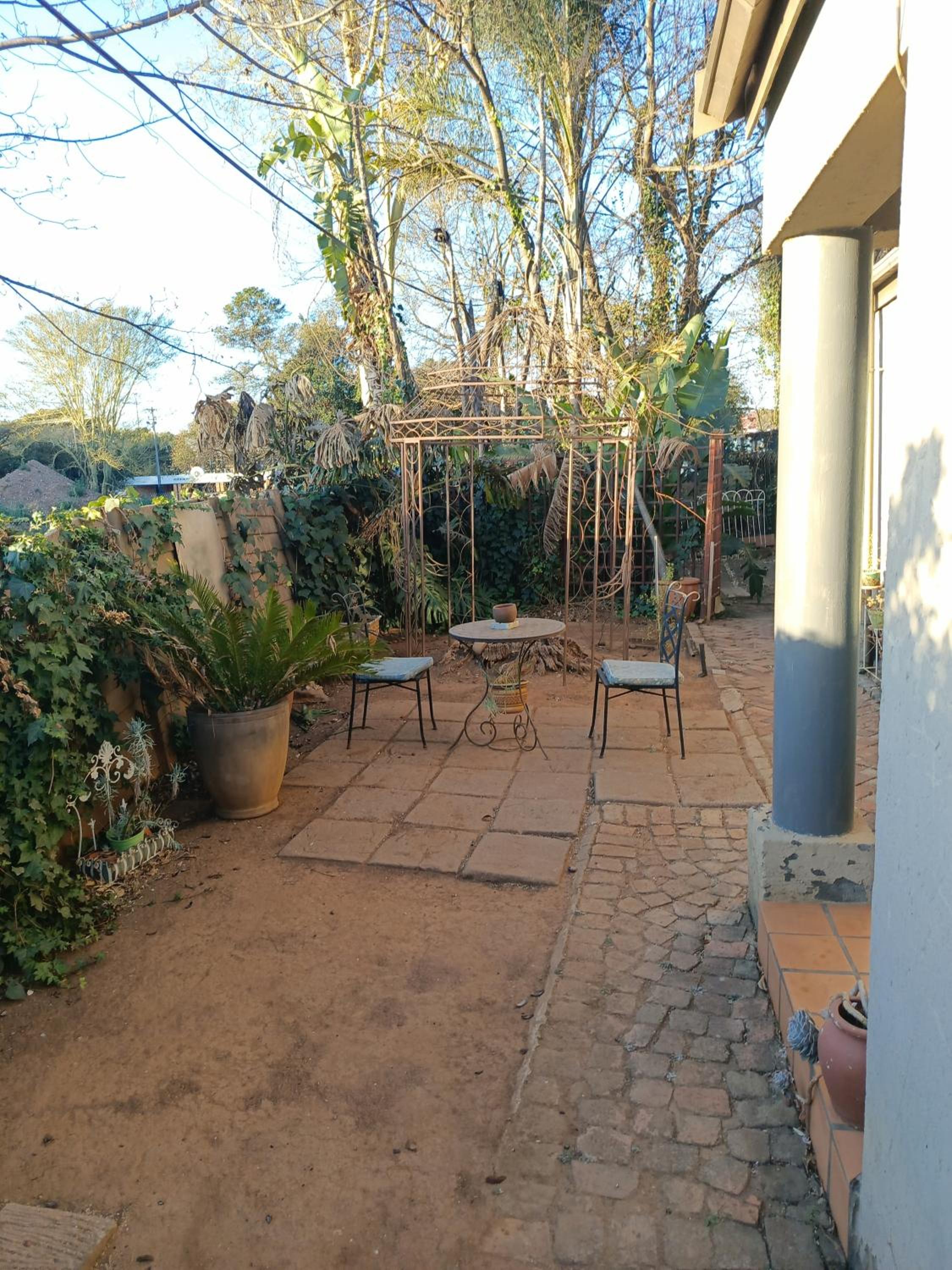 Studio Garden Flat view 4