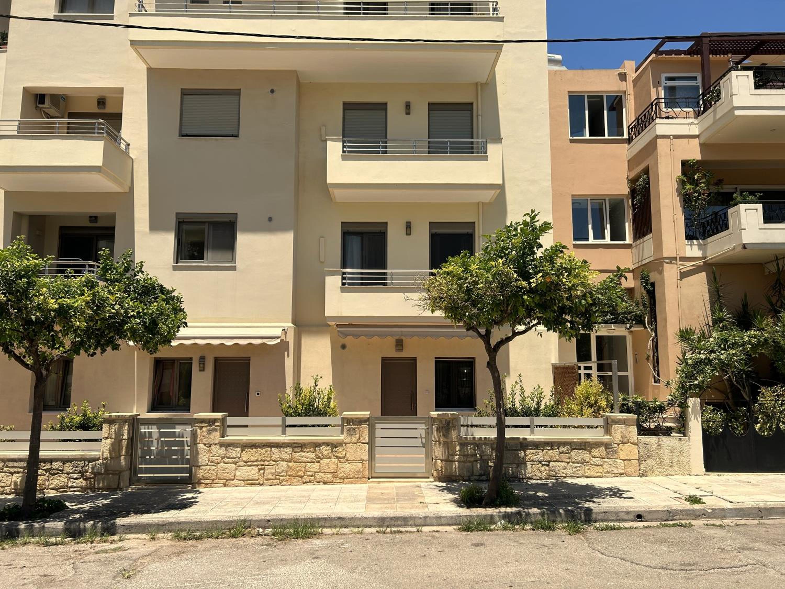 Laurels Apartment