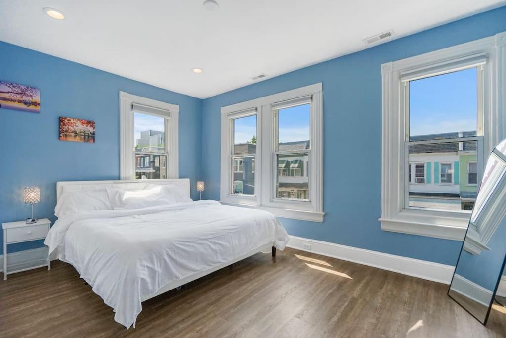 Stunning Renovated DC Home view 4