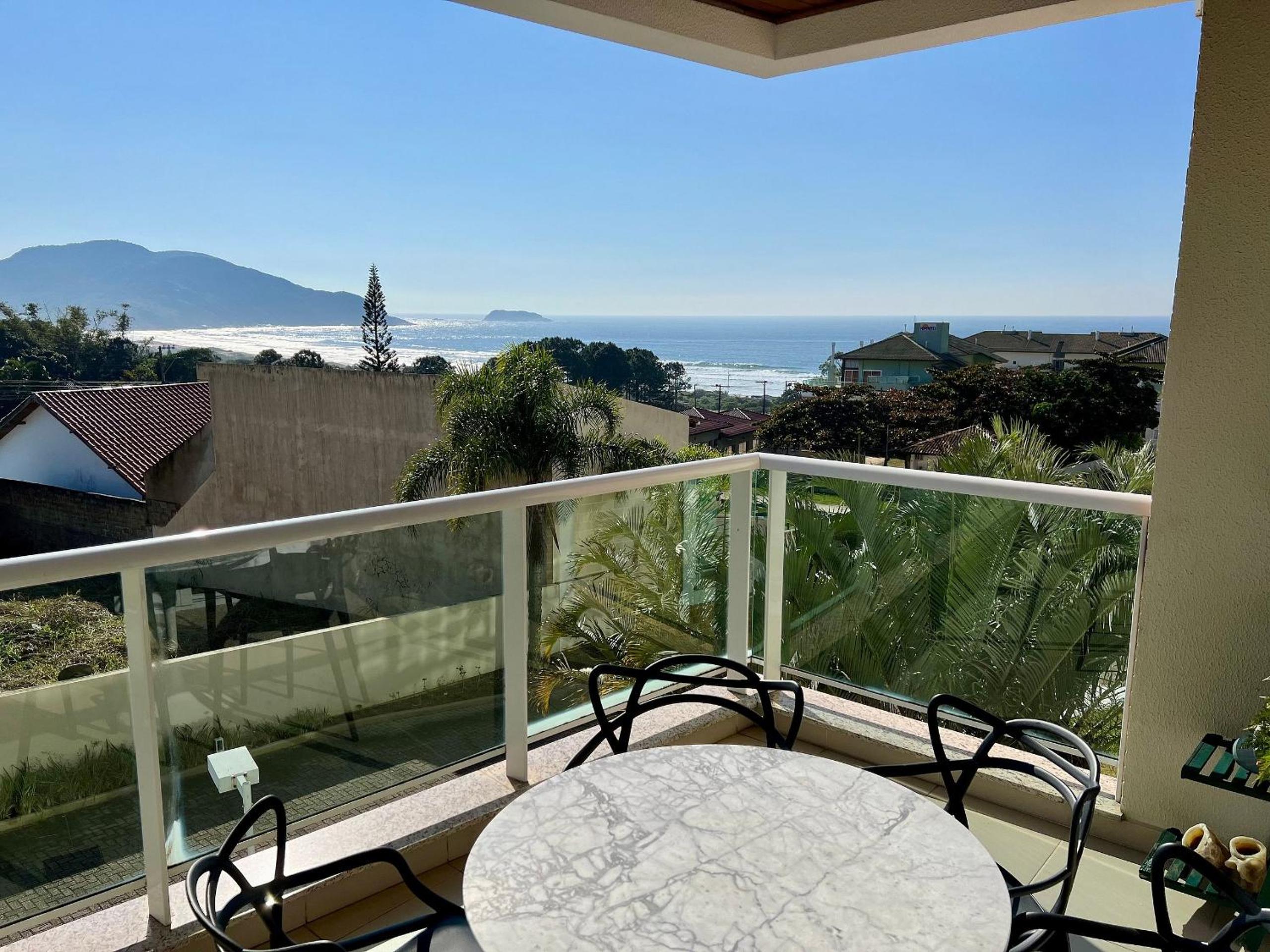 Apartamento Oásis com vista para o mar by Achei
