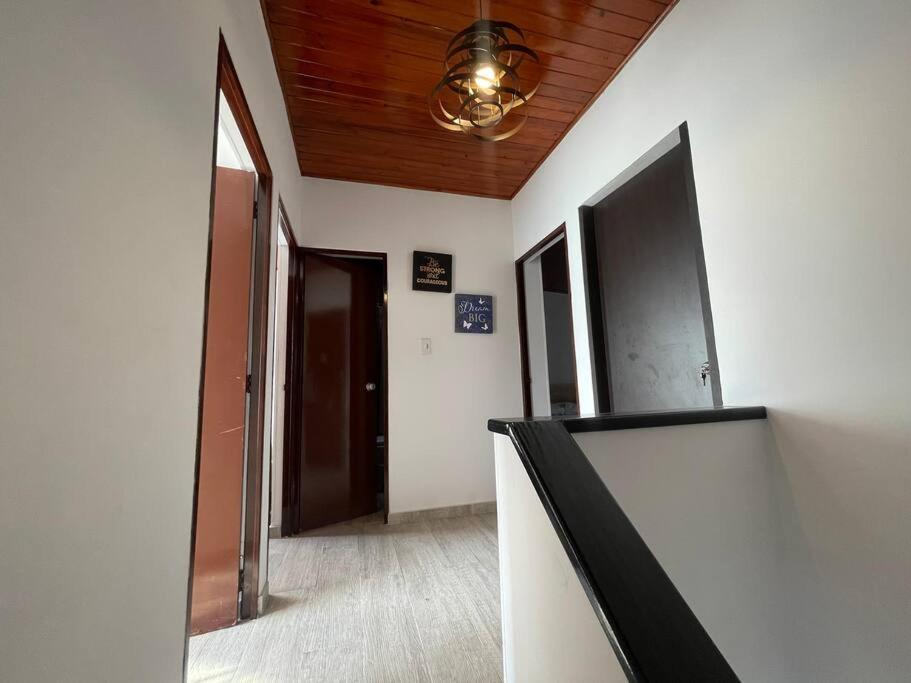 Magnífica y Acogedora Casa en Condomiminio