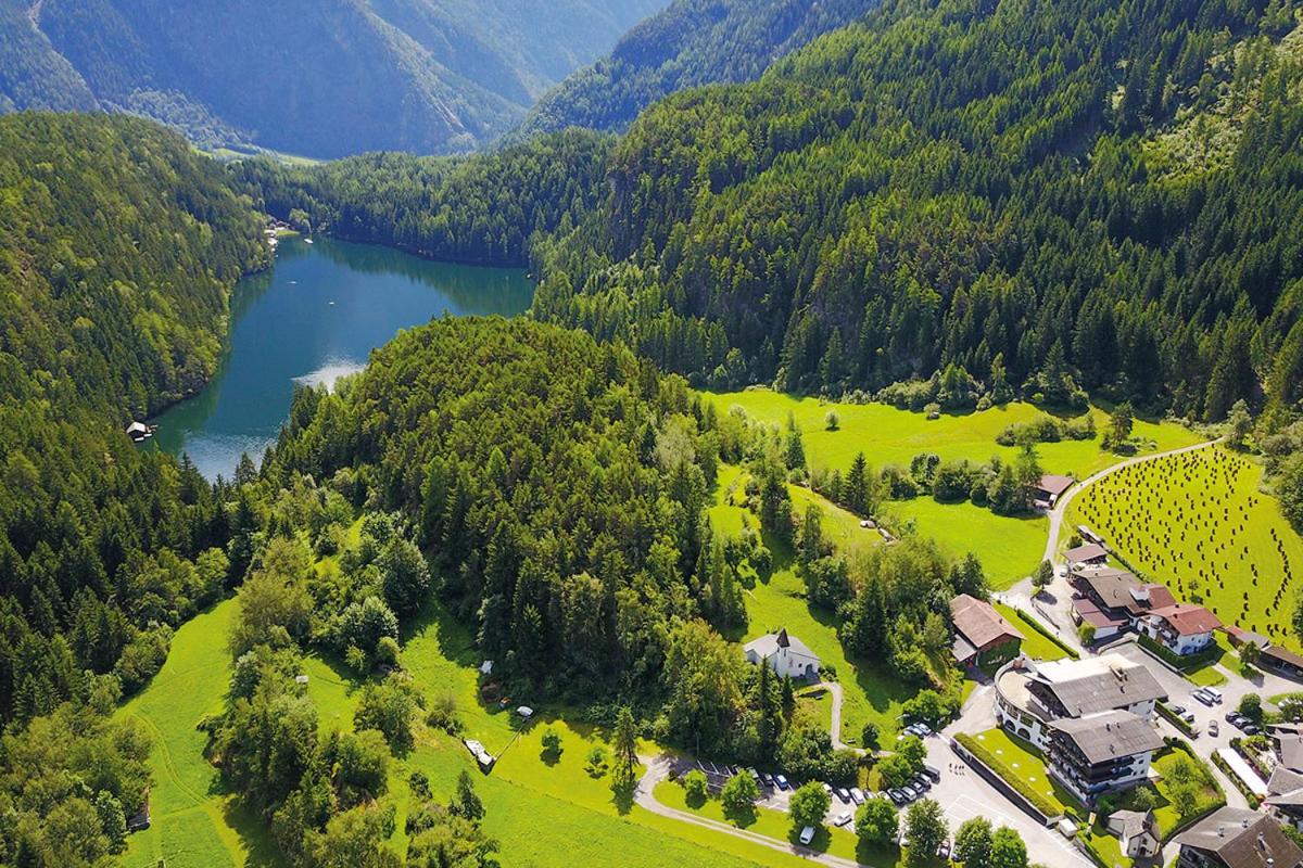 Conveniently Located Alpine Apartment