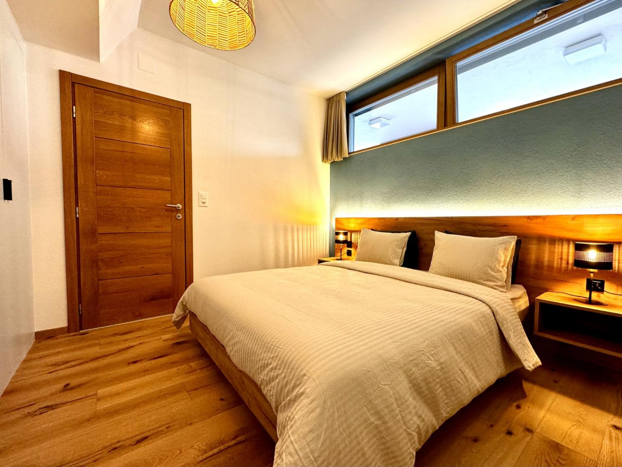 Close to Lake & Chillon Castle, New & Comfortable