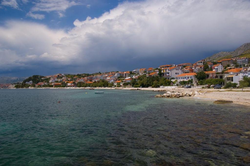 Podstrana Vacations - Adriatic Split beach apartment with sea view and garden - Property Image 21