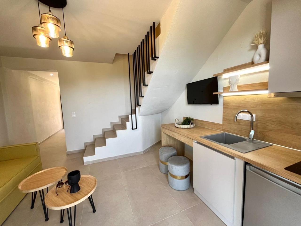 GeoMar Luxury Apartments